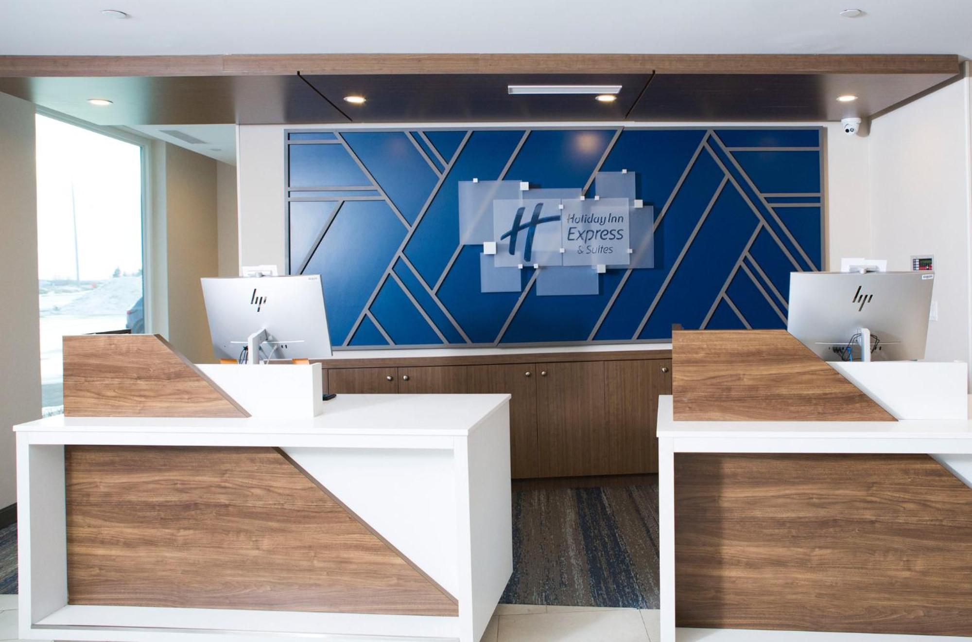 Holiday Inn Express & Suites Prince Albert - South By Ihg المظهر الخارجي الصورة